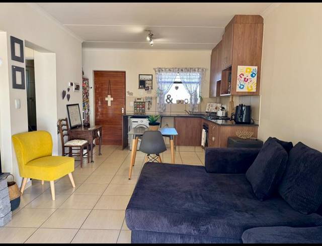 1 BEDROOM APARTMENT FOR SALE IN BARBEQUE DOWNS